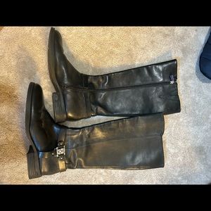 Black leather Riding boots